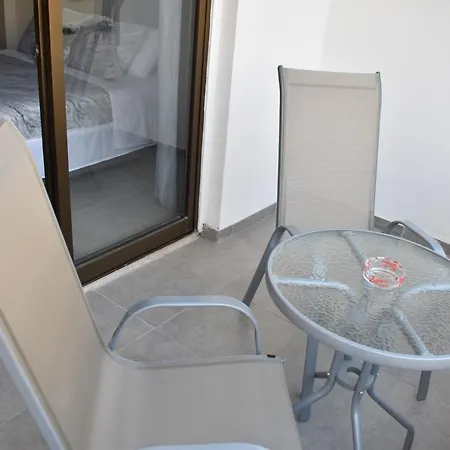 Marias - In Centre,near Larnaca